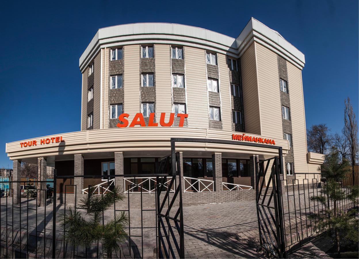 Salut Hotel Bisjkek Buitenkant foto