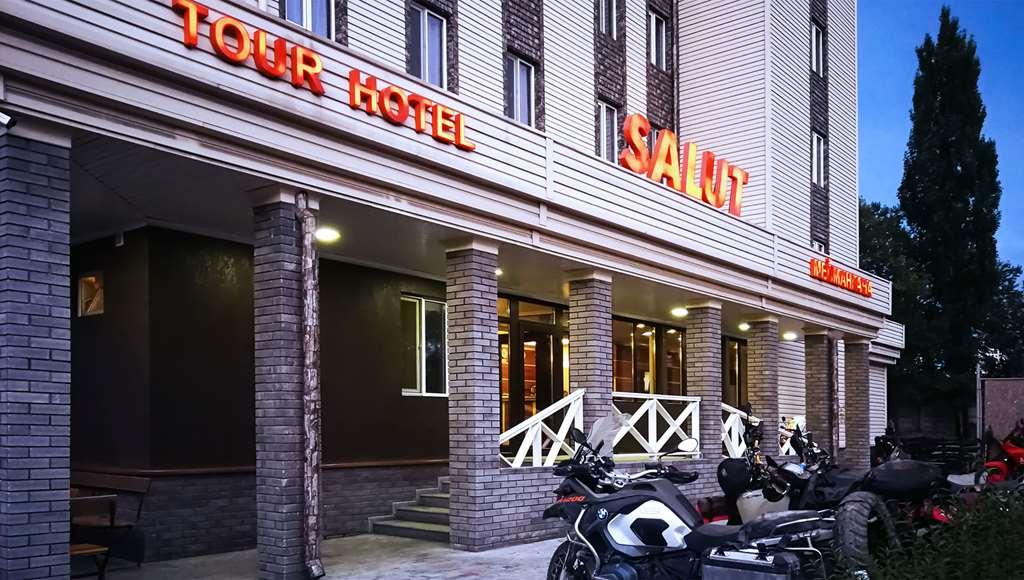 Salut Hotel Bisjkek Buitenkant foto